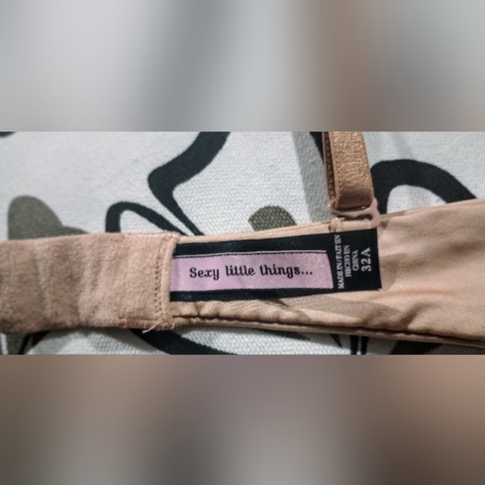 VS Sexy Little Things Beige Push Up Bra 32A New* - Picture 10 of 10